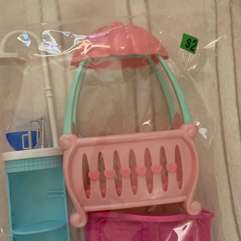 Toys Doll Furniture Set used - 8 pcs - Picture 6 of 17